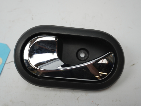 POIGNEE INT PORTE AVG