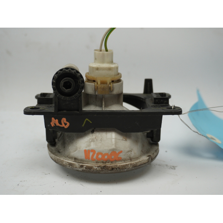 PHARE ANTIBROUILLARD AVG