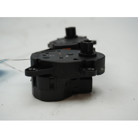 MOTEUR VOLET DE CHAUFFAGE