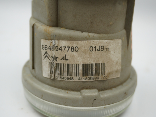 PHARE ANTIBROUILLARD AVG