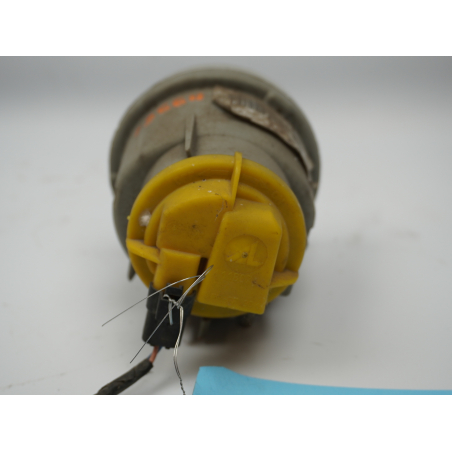 PHARE ANTIBROUILLARD AVD