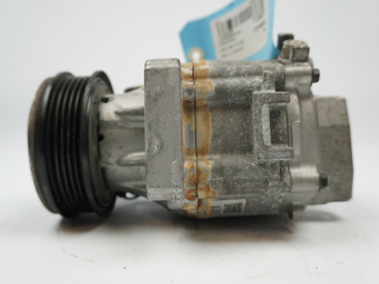 COMPRESSEUR AIR CONDITIONNE