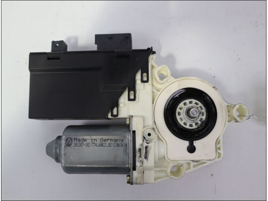 MOTEUR LEVE-VITRE AVD