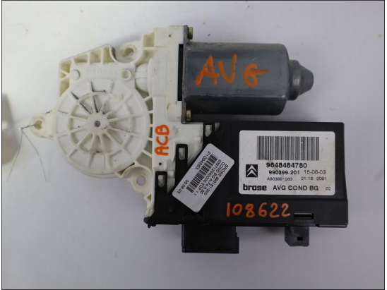 MOTEUR LEVE-VITRE AVG