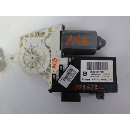 MOTEUR LEVE-VITRE AVG