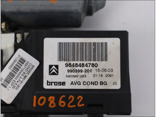 MOTEUR LEVE-VITRE AVG