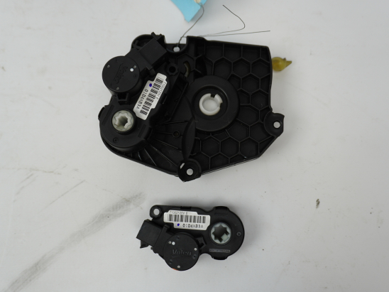 MOTEUR VOLET DE CHAUFFAGE