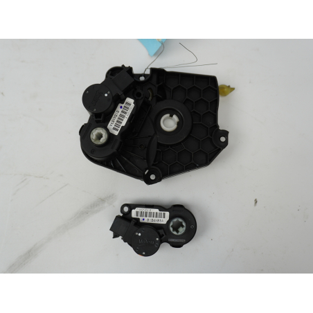 MOTEUR VOLET DE CHAUFFAGE