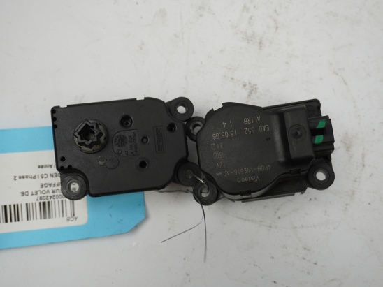 MOTEUR VOLET DE CHAUFFAGE