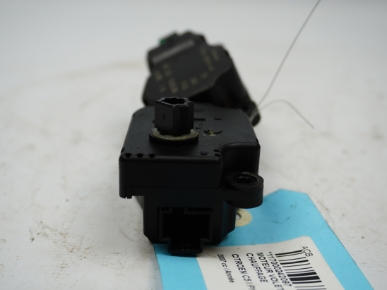 MOTEUR VOLET DE CHAUFFAGE