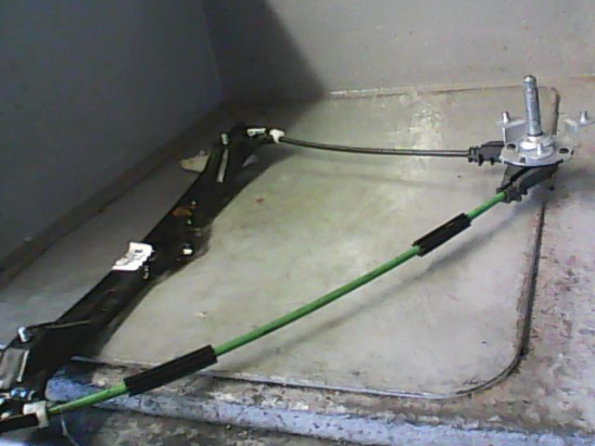 MECANISME LEVE-GLACE AVG