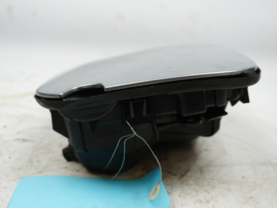 VOLET DE TRAPPE CARBURANT