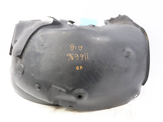 Pare-boue avant droit occasion RENAULT SCENIC II Phase 1 - 1.6i 16v