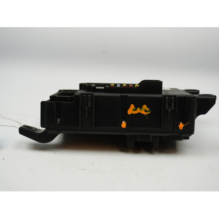 BSI (PLATINE FUSIBLE HABITACLE)