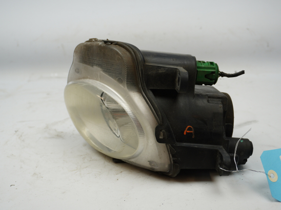 PHARE ANTIBROUILLARD AVD