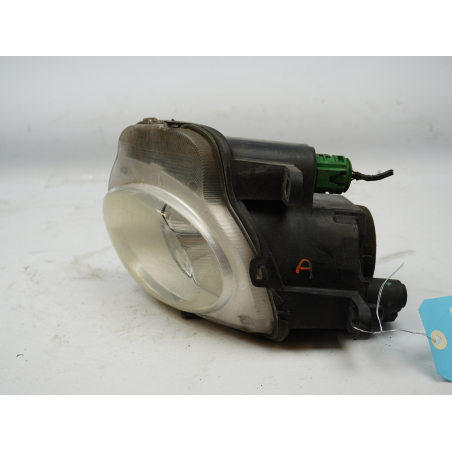 PHARE ANTIBROUILLARD AVD