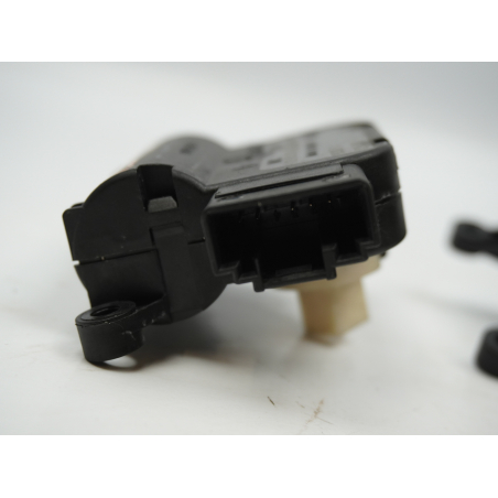 MOTEUR VOLET DE CHAUFFAGE