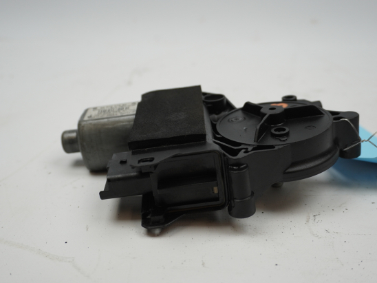 MOTEUR LEVE-VITRE AVD