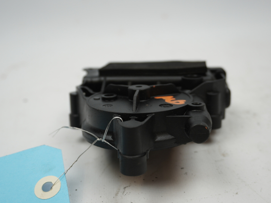 MOTEUR LEVE-VITRE AVD