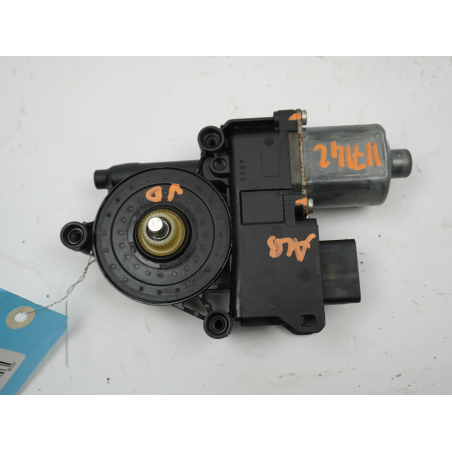 MOTEUR LEVE-VITRE AVD