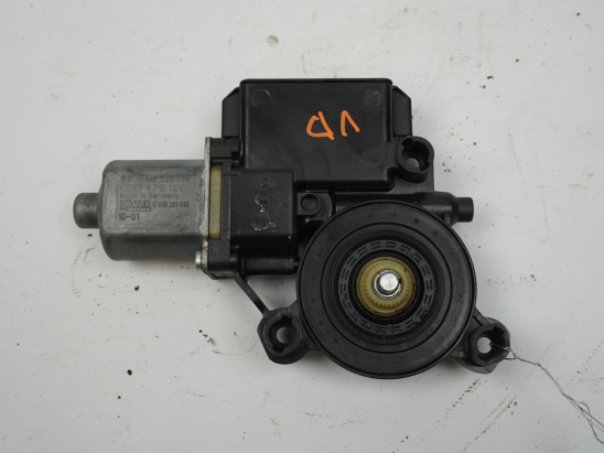 MOTEUR LEVE-VITRE AVD