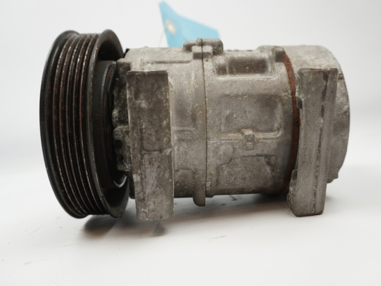 COMPRESSEUR AIR CONDITIONNE