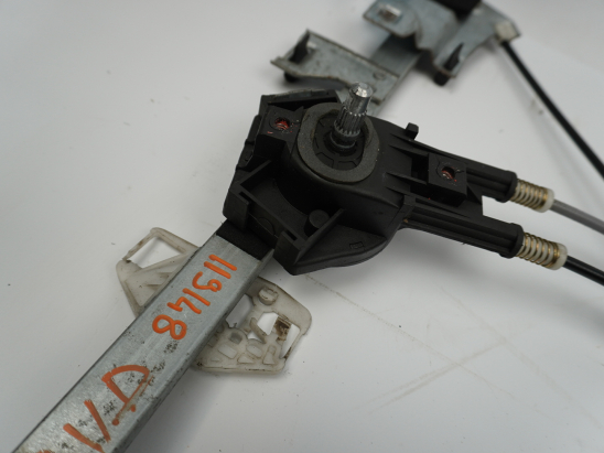 MECANISME LEVE-GLACE AVD