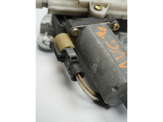 MECANISME+MOTEUR LEVE-GLACE AVG