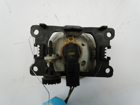 PHARE ANTIBROUILLARD AVD