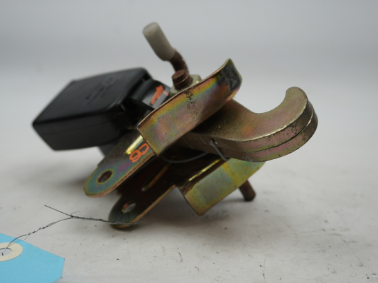 ANCRAGE CEINTURE CENTRALE AR