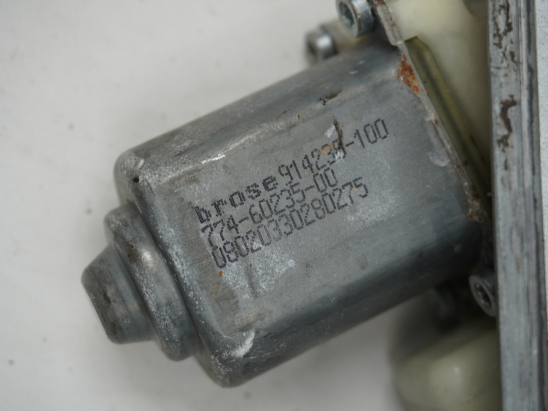 MECANISME+MOTEUR LEVE-GLACE AVG