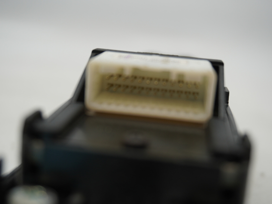 COMMANDE LEVE-GLACE PORTE AVG