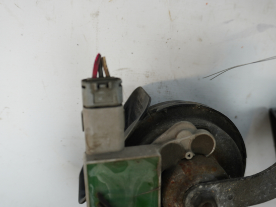 KLAXON  / AVERTISSEUR