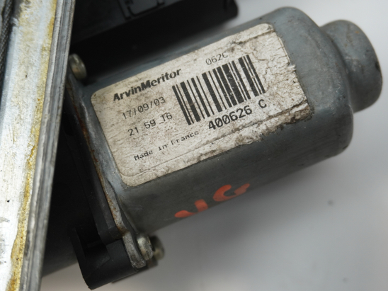 MECANISME+MOTEUR LEVE-GLACE AVG