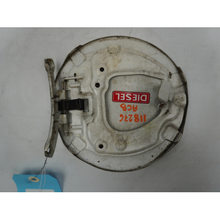 VOLET DE TRAPPE CARBURANT