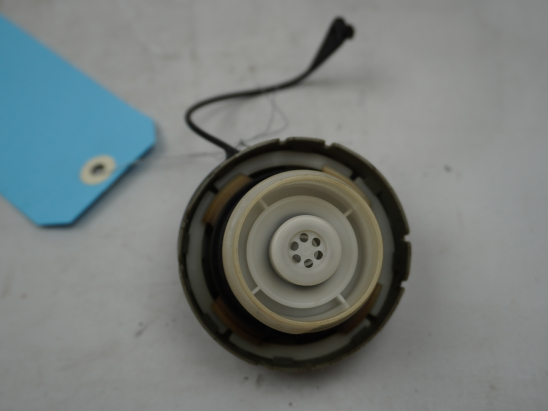 BOUCHON RESERVOIR A CARBURANT