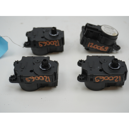 Moteur volet de chauffage occasion PEUGEOT 3008 II Phase 1 - 1.5 BlueHDI 130ch