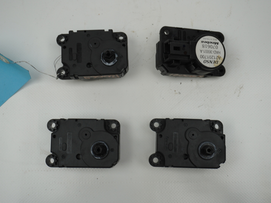 Moteur volet de chauffage occasion PEUGEOT 3008 II Phase 1 - 1.5 BlueHDI 130ch