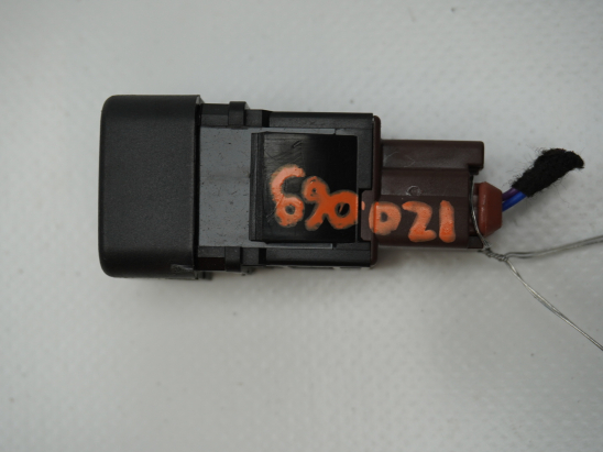 Interrupteur AirBag occasion PEUGEOT 3008 II Phase 1 - 1.5 BlueHDI 130ch