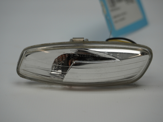 Répétiteur aile gauche occasion PEUGEOT 308 I Phase 1 - 1.6 HDI 16v 90ch