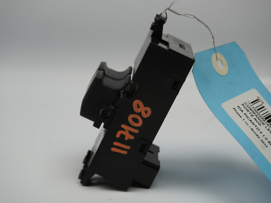 Commande lève-glace porte avant gauche occasion KIA PICANTO II Phase 1 - 1.0 69ch