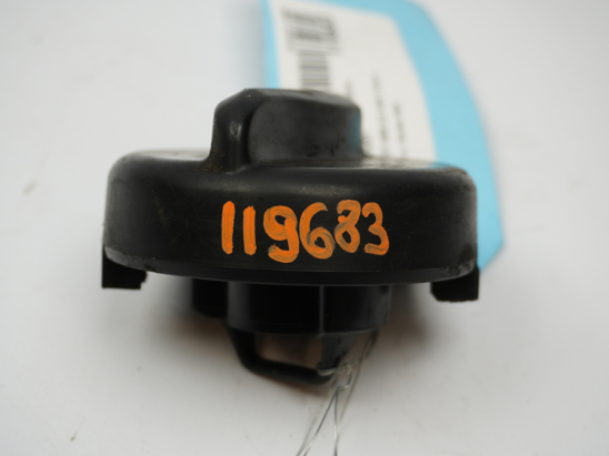 BOUCHON RESERVOIR A CARBURANT