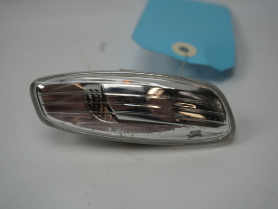 CLIGNOTANT RETROVISEUR AVD