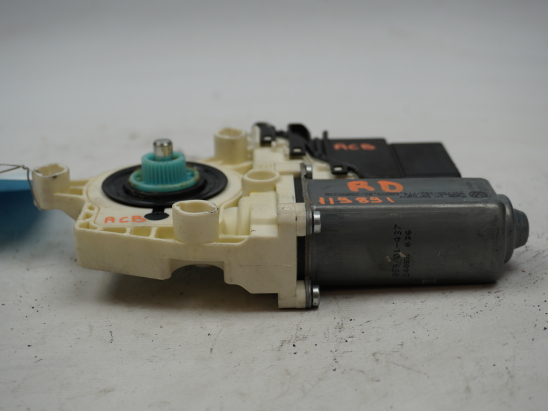 MOTEUR LEVE-VITRE ARD