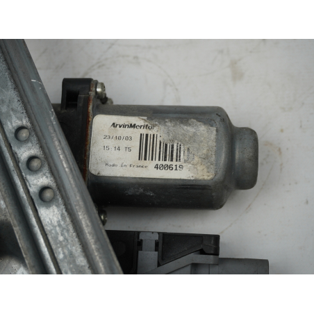 MECANISME+MOTEUR LEVE-GLACE AVG