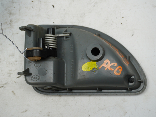 POIGNEE INT PORTE AVD