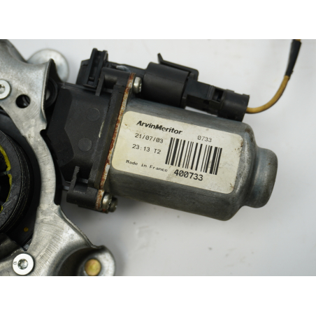 MECANISME+MOTEUR LEVE-GLACE AVG