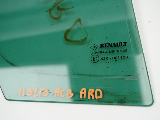 GLACE FIXE PORTE AR D