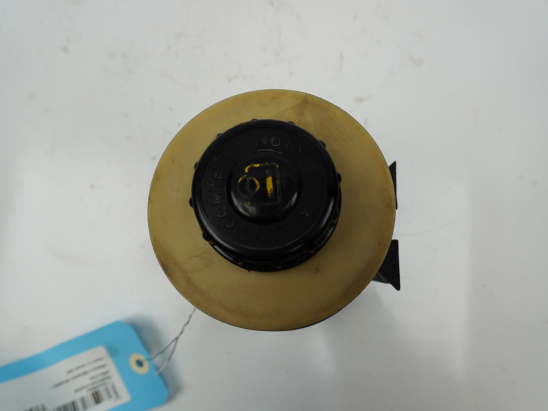 RESERVOIR POMPE DIRECTION