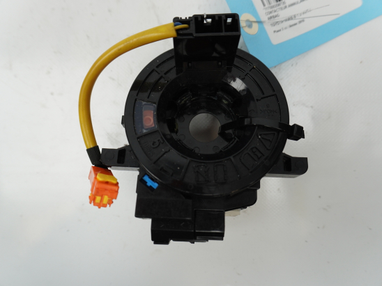 Contacteur annulaire airbag occasion TOYOTA YARIS III Phase 2 - 1.3 VVT-I 100ch